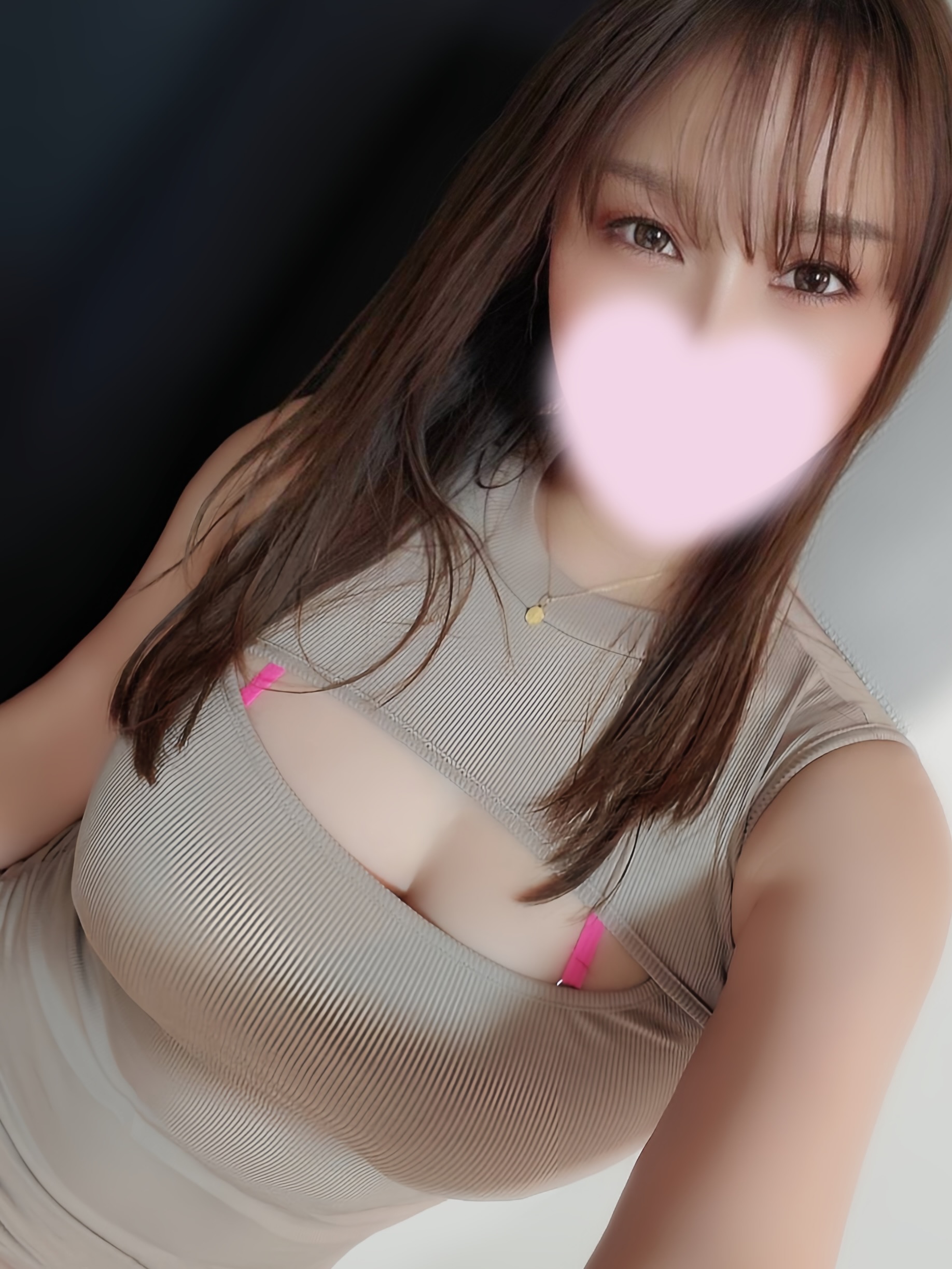 広島のメンズエステ「リラクゼーションサロン レアル」 黒山えいみ